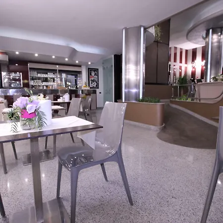 Fly Hotel 4*