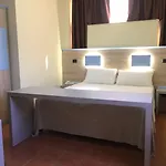 Hotel Fly 4*