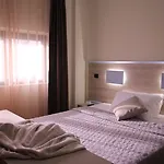 Fly Hotel Gallipoli