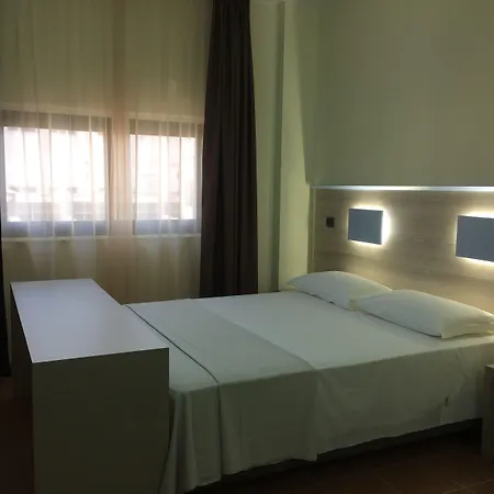 Hotel Fly