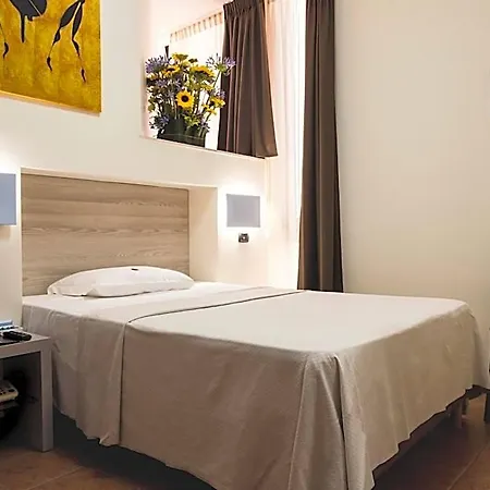 Fly Hotel 4*