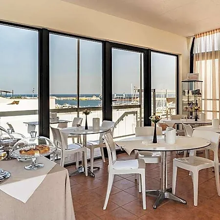 Hotel Fly 4*