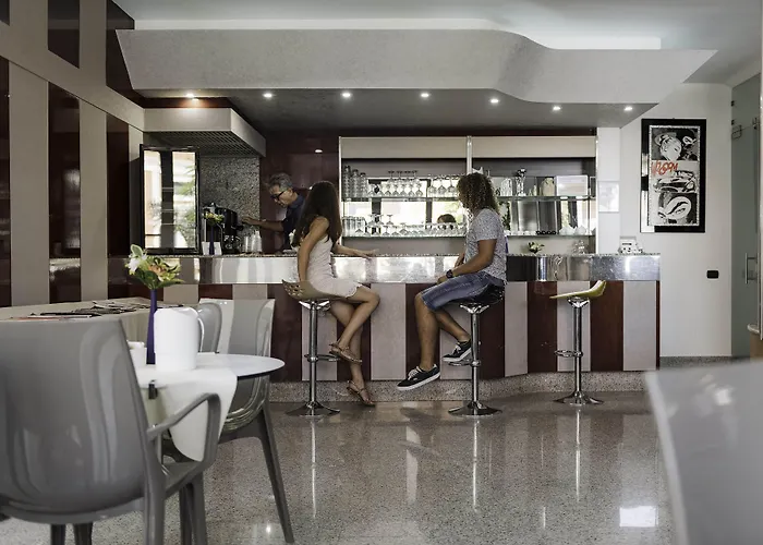 Fly فندق غالّيبولي