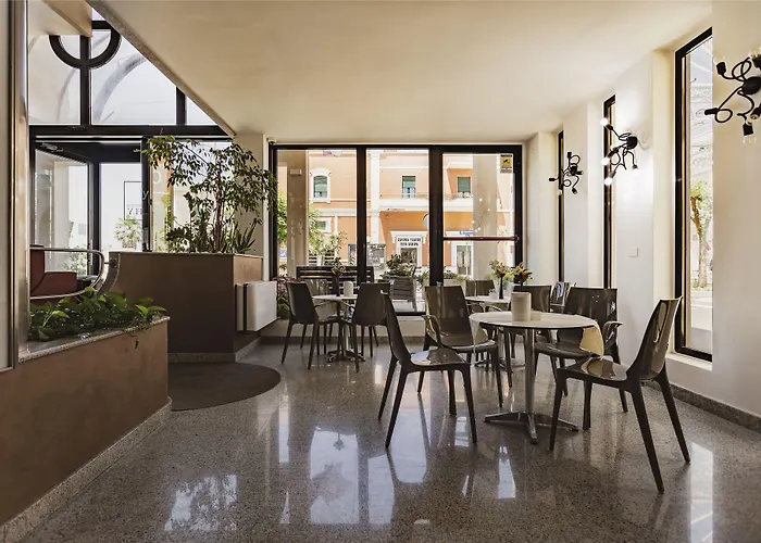 فندق Fly غالّيبولي